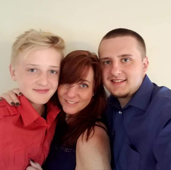 Meet your Posher, Mary - Picture 3 of 4